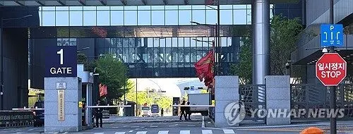 삼성바이오로직스 노사 갈등 장기화…준법투쟁 한 달, 주가 영향은