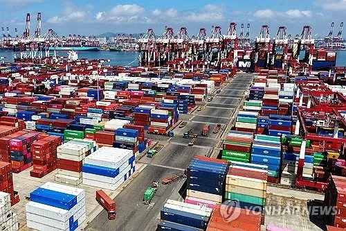 WTO '중동전쟁에도 세계 무역 호조'…둔화 조짐에 수출주·해운주 셈법
