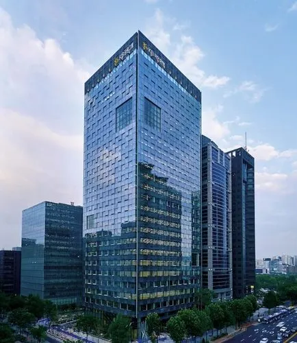 KB금융 차기 회장 선임 절차 개시…후보 12명 압축, 지배구조 향방은